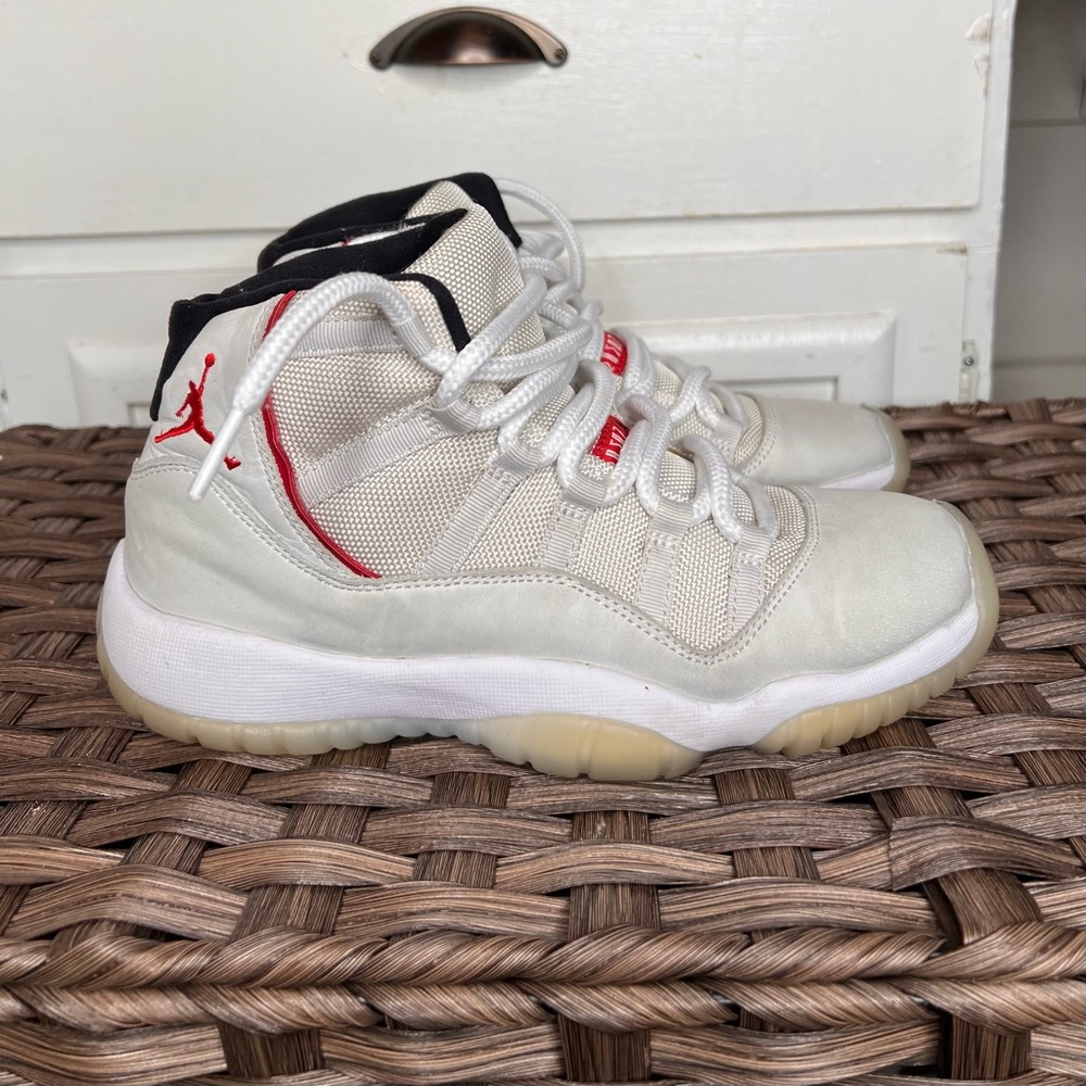 Size 6Y- Air Jordan 11 Retro Platinum Tint